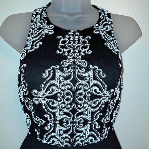 Speechless Black,White &Gray Beaded Strappy Back Fit and Flare Dress Size 3 - Picture 3 of 9